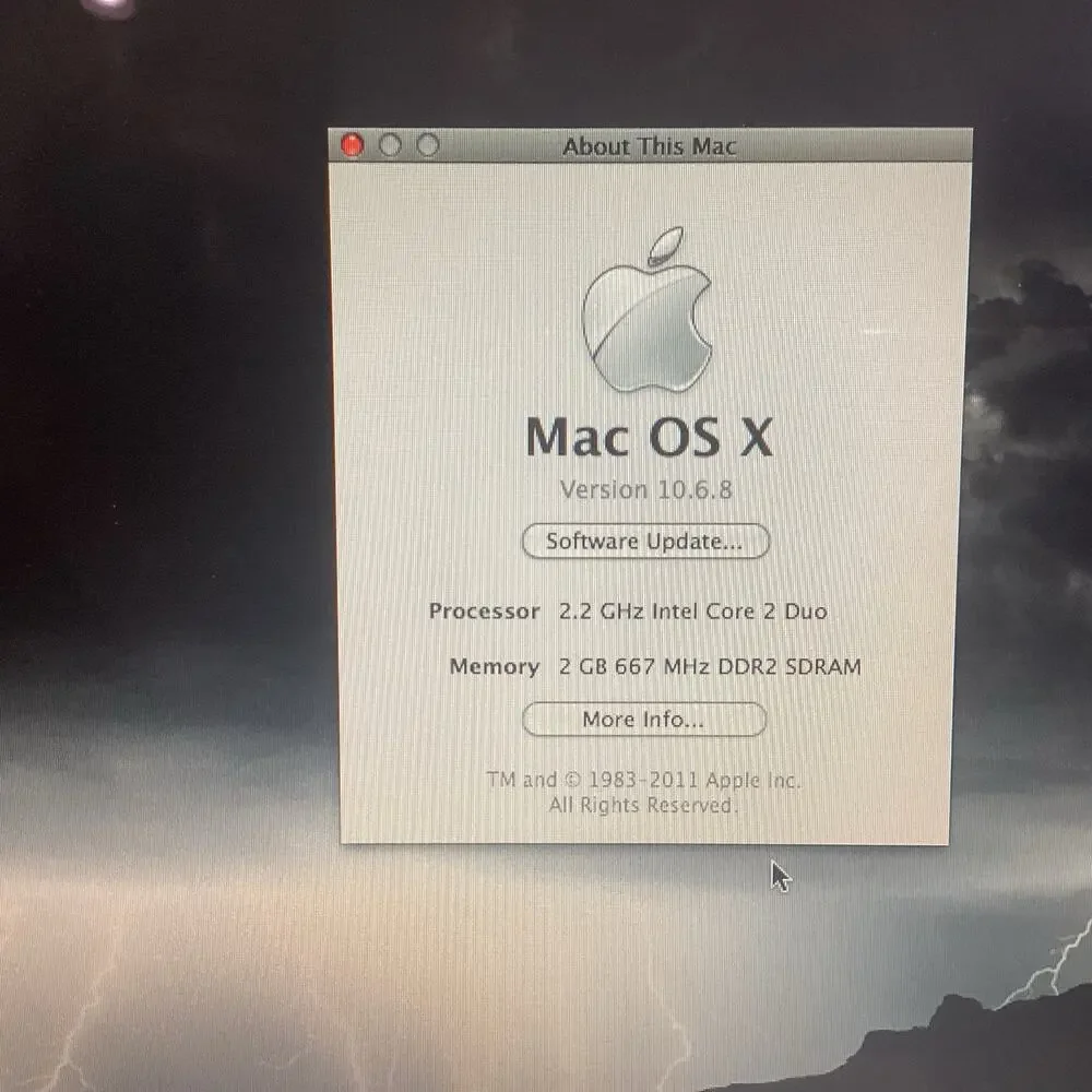 Late 2007 Apple MacBook A1181 13